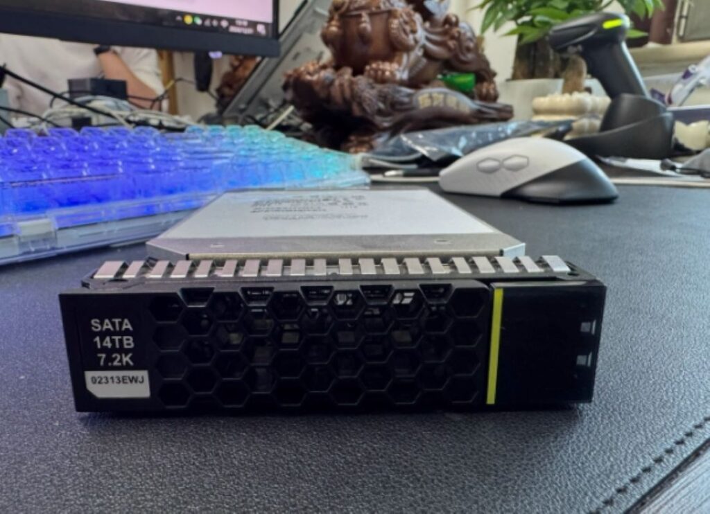 02355QNE 02354YBD 02353DVQ 02354CQH OceanStor 5110 V5 Plus-STLZG5NS14000-14TB 7.2K RPM NL SAS 14tb Hard Drive