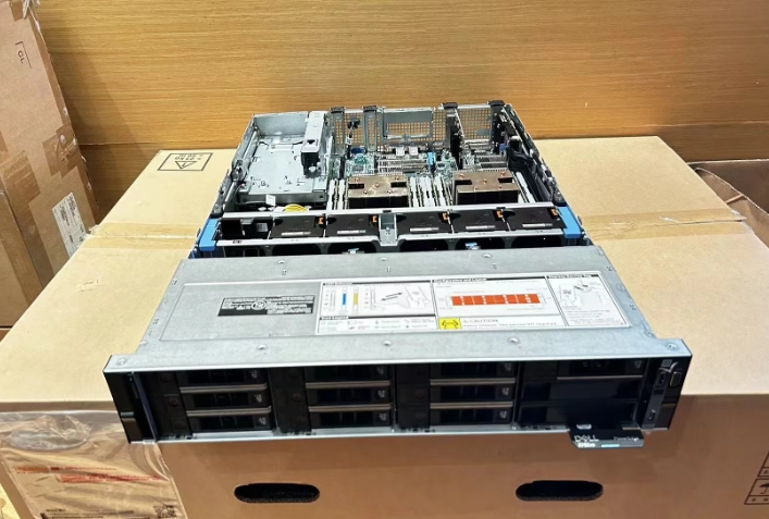 DELL Poweredge R840 Computer Web Hosting Serial 2u GPU Rack Server