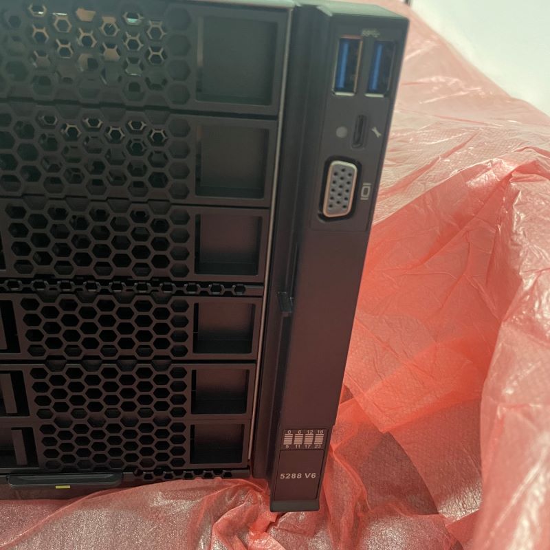 Original Fusion Server 5288V6 36X3.5 Inch 4U Rackmount 64GB Memory with 8SFF SSD 2 Socket Xeon Processor