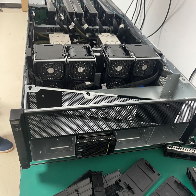 Newest FusionServer G5500 V7 4U Rack Server Big Data/AI/Cloud/Deep Learning 2x CPU 40 Cores and 8x PCIe 5.0 Dual Power