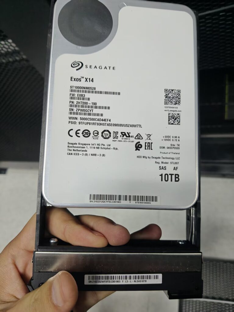 02352WFX L3-L-NLSAS10TB 10TB 7.2K RPM NL-SAS Disk Unit Applies to Hybrid Flash Storage OceanStor 5510 V5 OceanStor 5610 V5