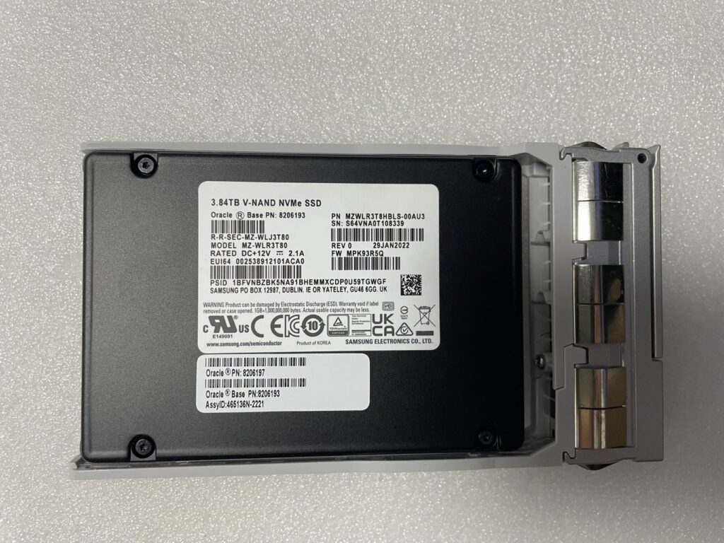 Sun Oracle 8206197 8206193 3.84TB NAND NVMe SSD